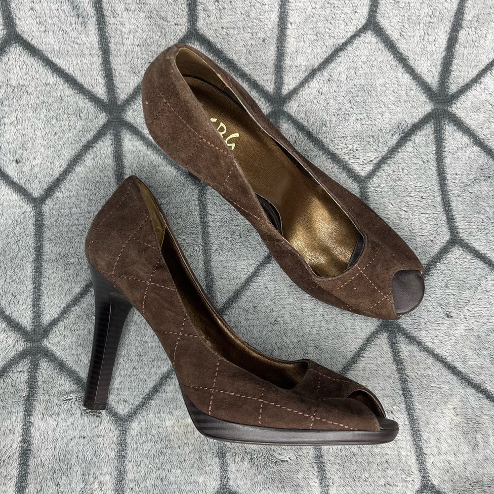 BCBG Paris Quilted Suede Peep Toe Platform Stacked  Heel Pumps